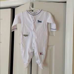 Kissy kissy onesie 3-6 months